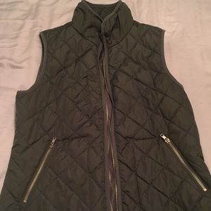 Lightweight Olive green quilted vest